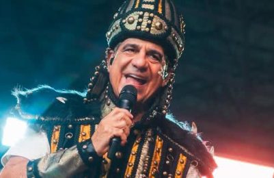 Dia 24 de outubro Durval Lelys agita o Centro de Convenções com a famosa Trivela